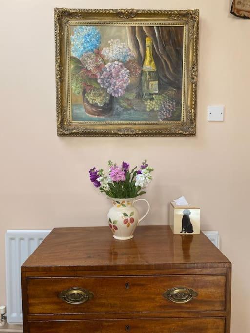 The Grooms Loft Self Contained Apartment Milton Abbas Exteriér fotografie